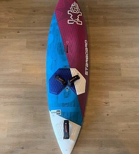 STARBOARD  HYPER  CARBON 88L  2023