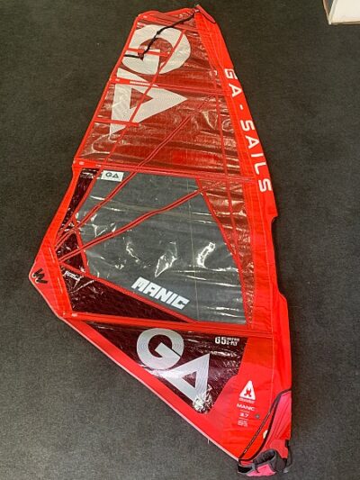 GAASTRA MANIC 3.7M  2023 ( 2ªMANO)