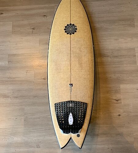 GARI MACNEILL     SURF KITE 5,7 ( 2ªMANO)
